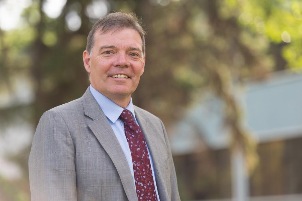 Richard Sigurdson will begin his second term as dean of the Faculty of Arts on July  1, 2016. 