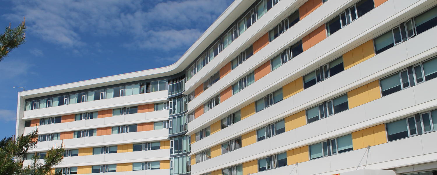 Hotel Alma exterior