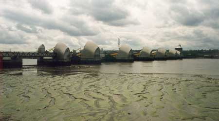 thamesbarrier_royals