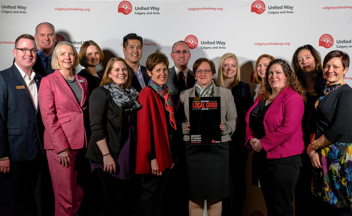 The University of Calgary receives the United Way of Calgary and Area President’s Award at the Spirits of Gold event. The 2018 UCalgary United Way campaign was supported by a group of 40 cabinet members from all faculties and units.