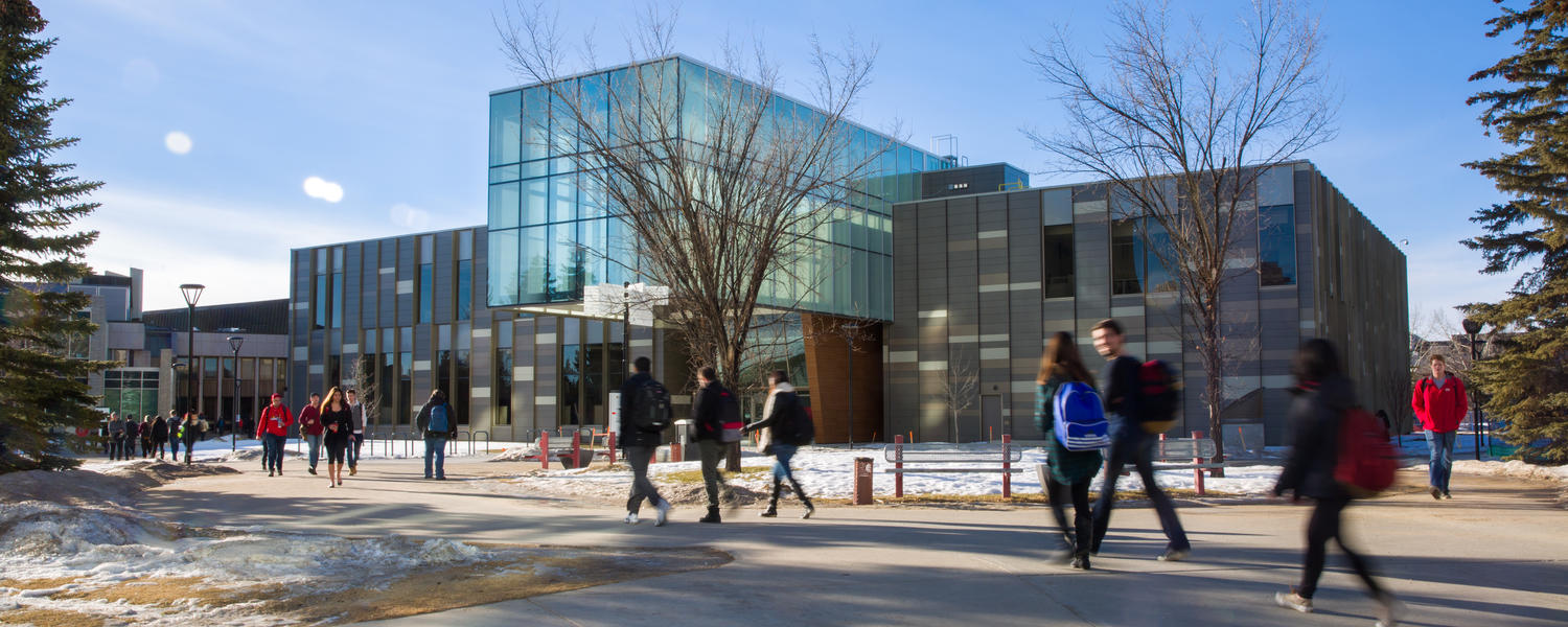 Glimpse inside the QGS MOOC