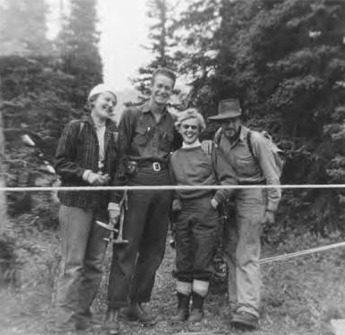 Geologists near Hummingbird Reef, Alberta. Geologists near Hummingbird Reef, Alberta.