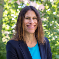 Lisa Silver headshot