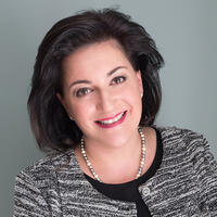 Naomi Azrieli headshot