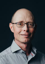 Dr. Marc Strous