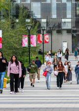 Students walking near Hunter Student Commons