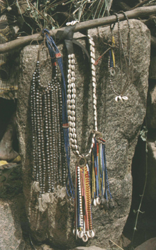Items of costume - 921917